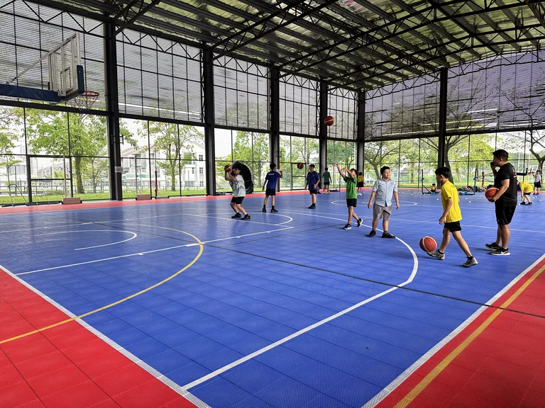Basketball 