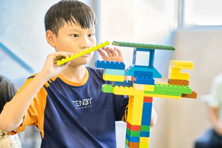 Primary lego club