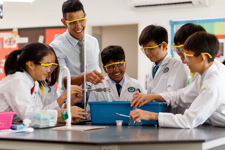 Junior scientist club 